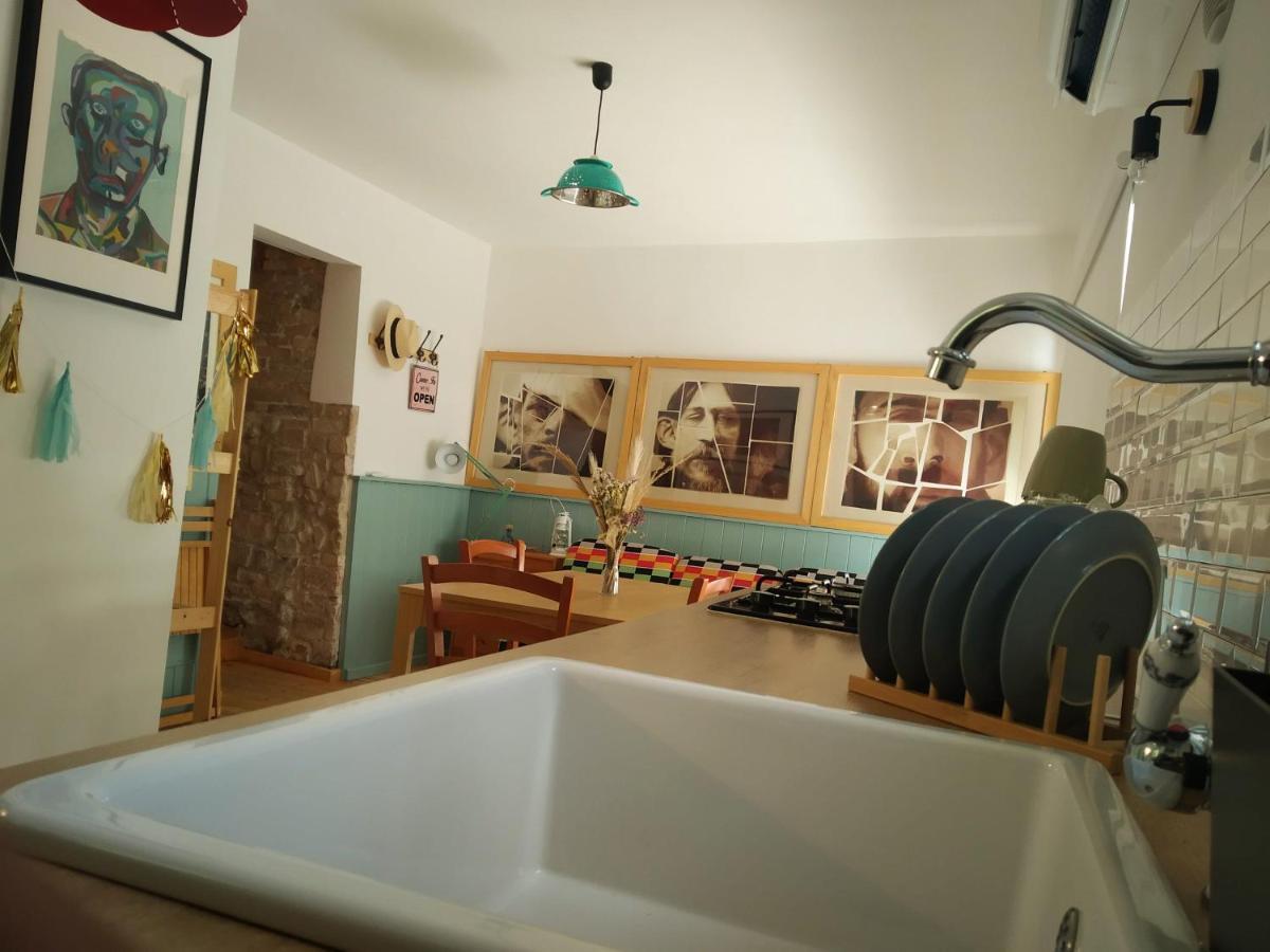 Bed and Breakfast La Finestra Sul Cortile Атрі Екстер'єр фото