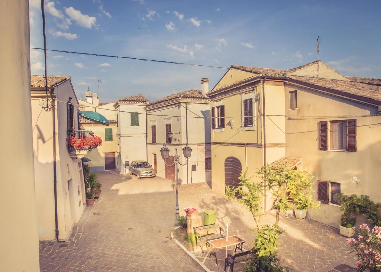 Bed and Breakfast La Finestra Sul Cortile Атрі Екстер'єр фото