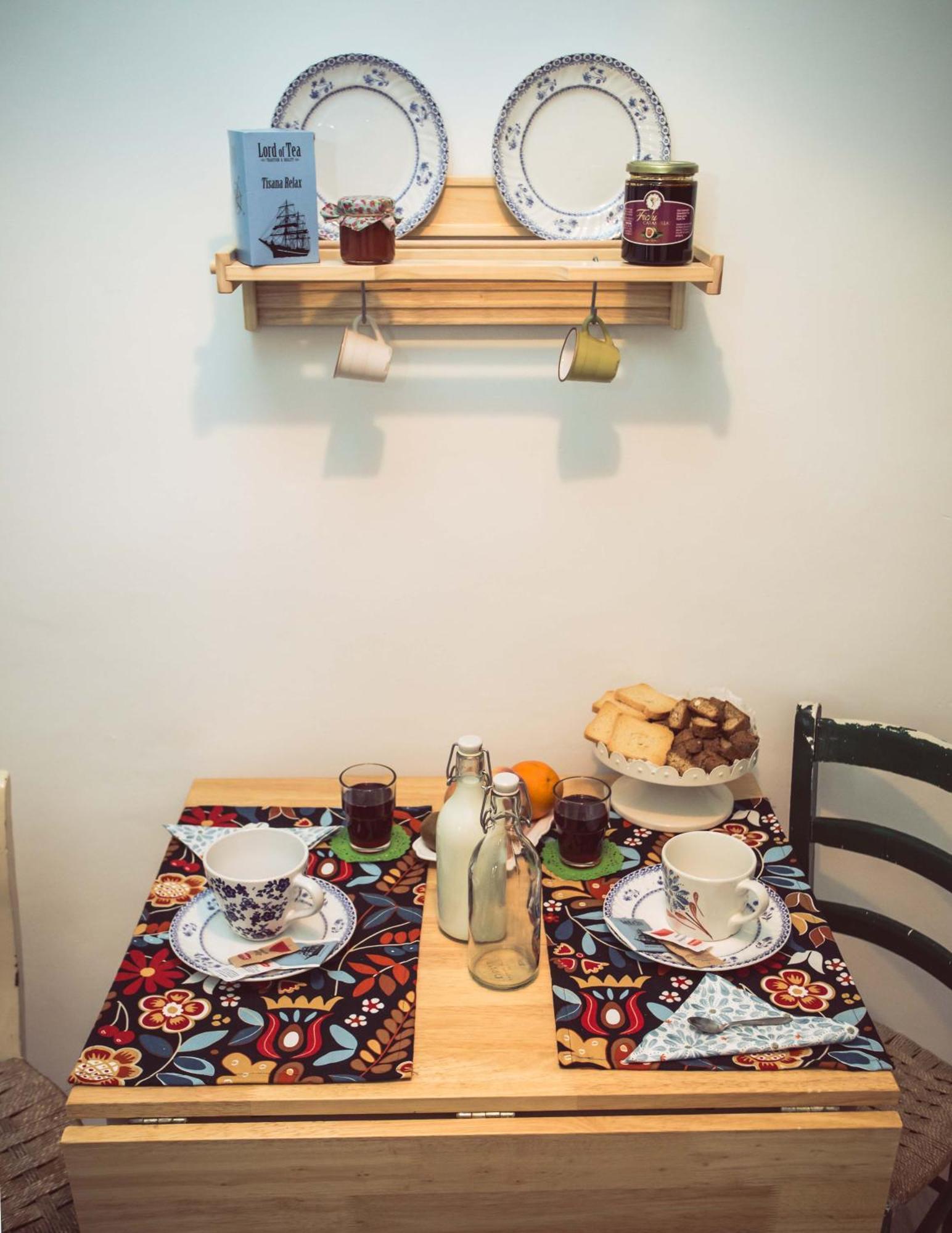 Bed and Breakfast La Finestra Sul Cortile Атрі Екстер'єр фото